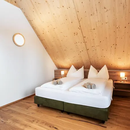 شقة By Landluft *