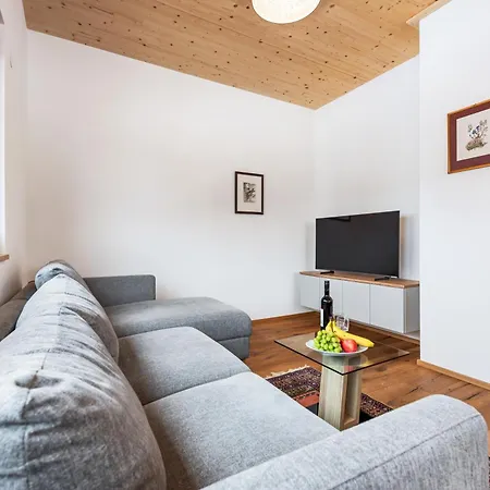 - Private Sauna & Whirlpool Modriach