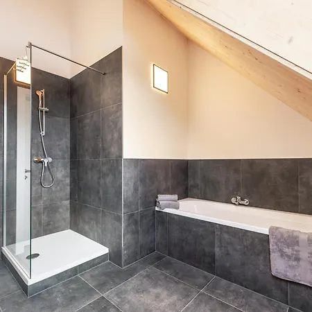 By Landluft شقة *